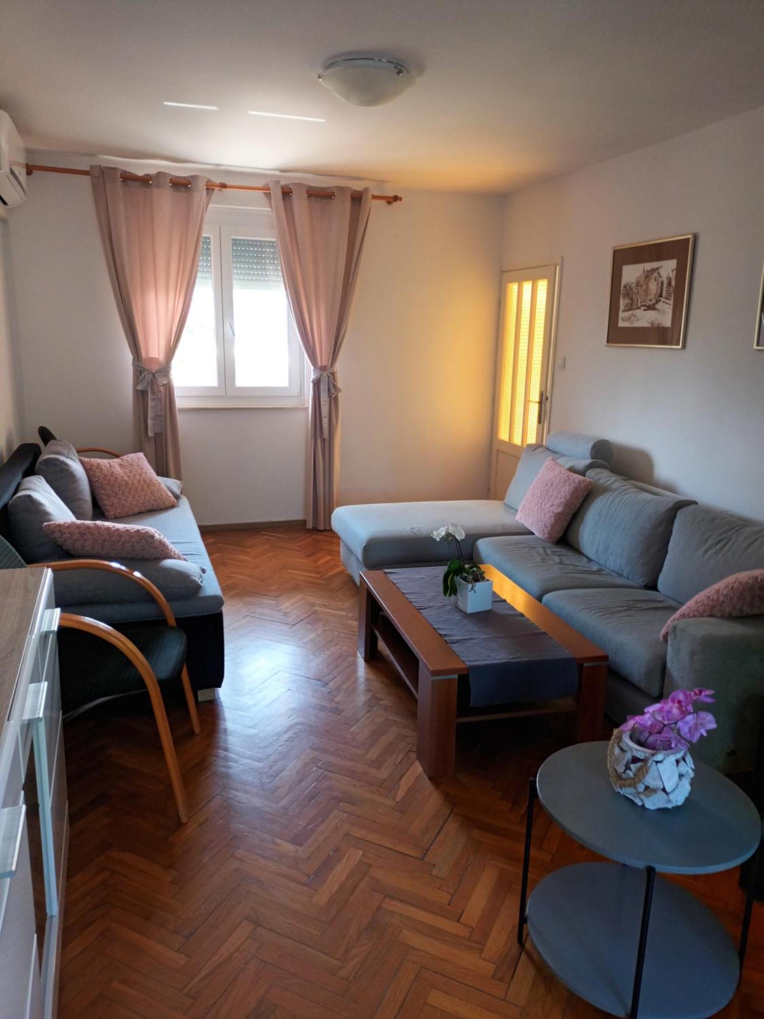 Apartment Magdic Brzac المظهر الخارجي الصورة